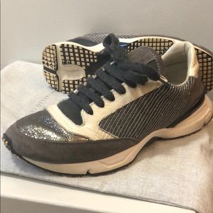 Italian leather sneakers size 37